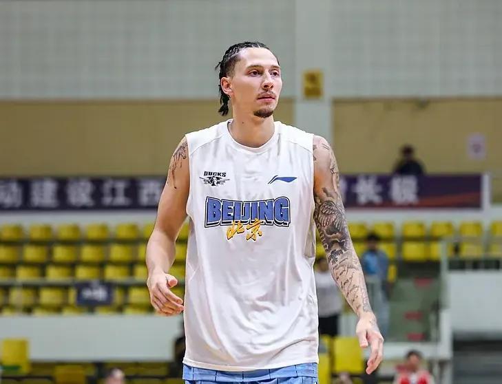 北京86-83江苏 球员评价：4人优秀，2人及格，4人低迷